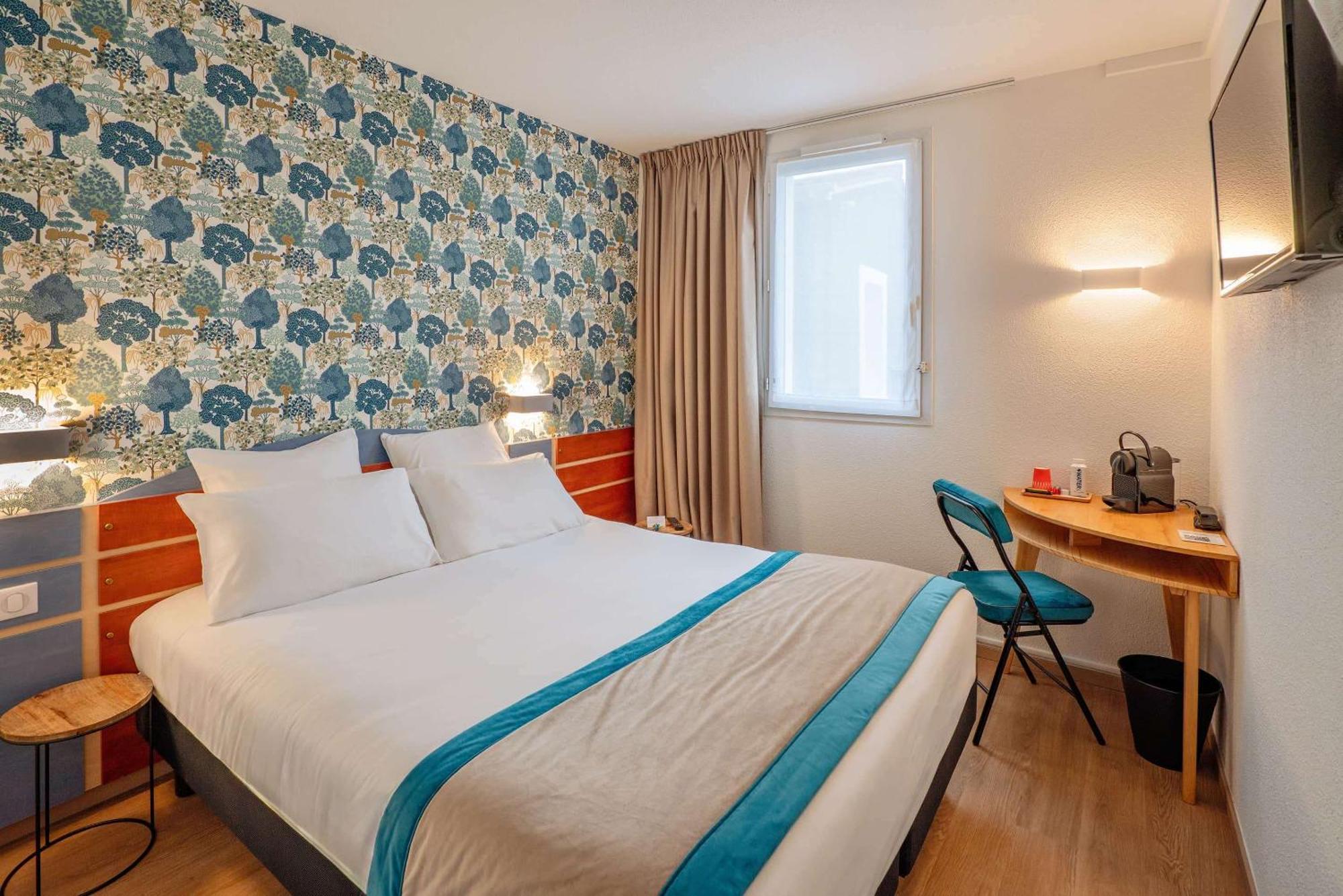 Hotel Sure By Western 3*